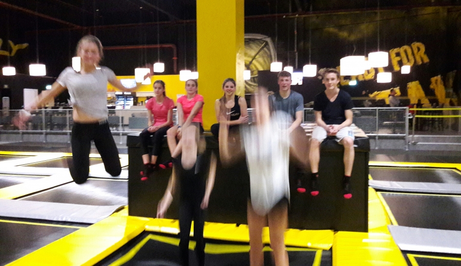 &quot;Stabhochtraining&quot; im Trampolin-Center