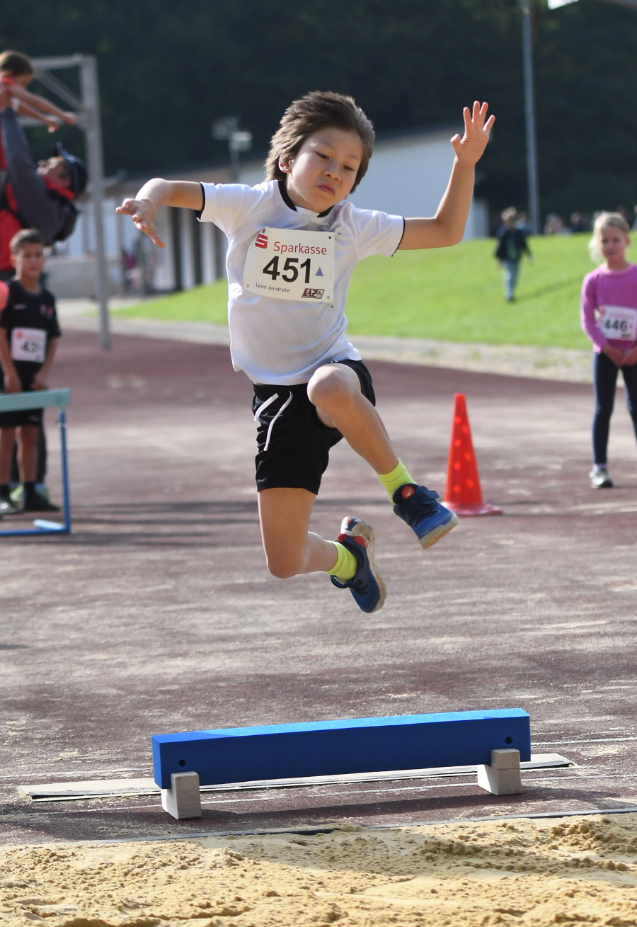 Beim Kinderleichtathletik-Wettkampf stand der Spaß im Vordergrund. Foto: Bottin