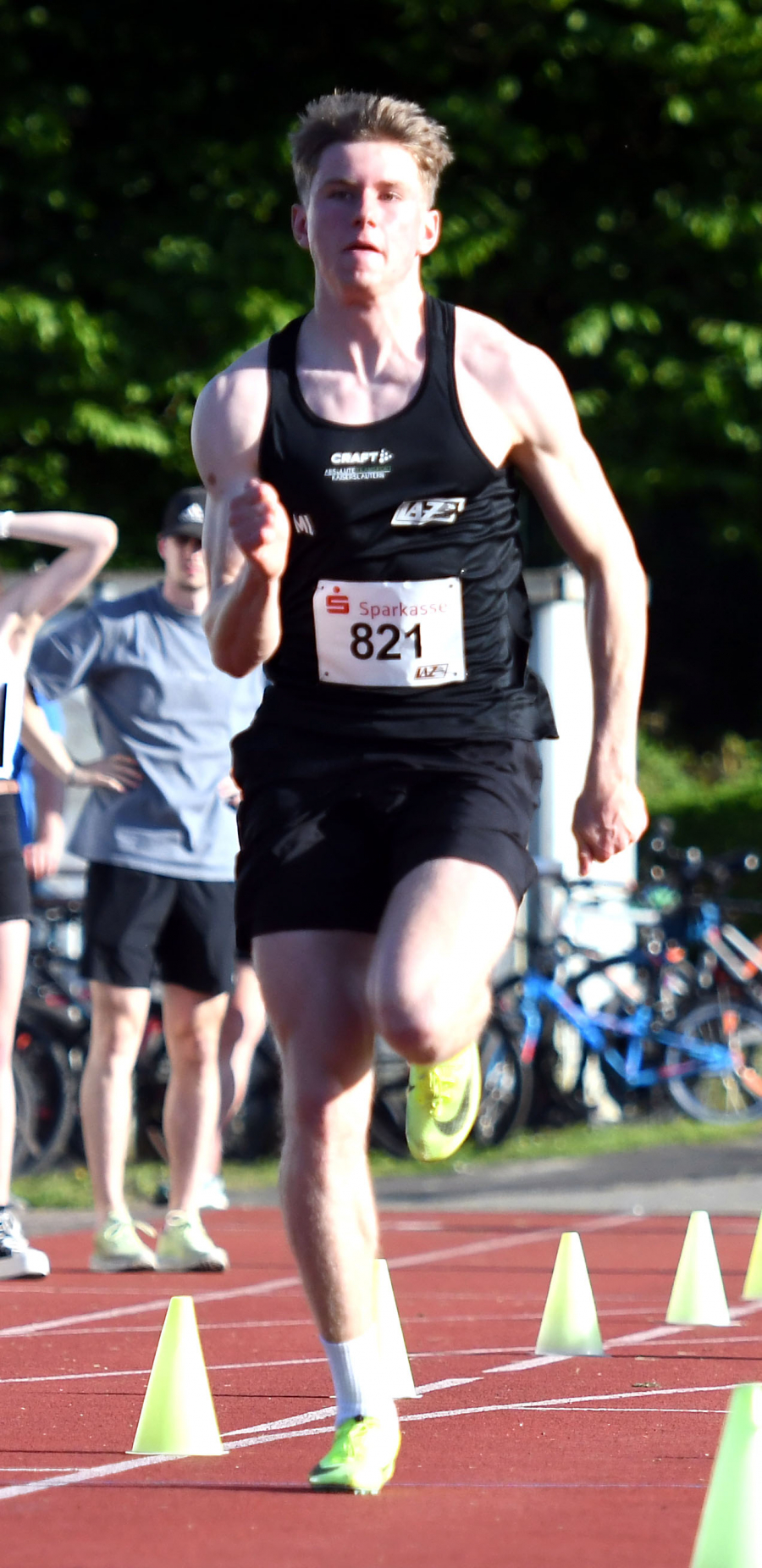 U20-Athlet Moritz Langenscheidt vom LAZ Soest erzielte in Dortmund persönliche Bestzeiten über 100 Meter und 200 Meter. Foto: Bottin