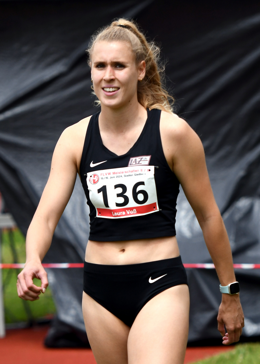 Erneut unter einer Minute: Laura Vo&szlig; vom LAZ Soest lief die 400-Meter-H&uuml;rden in Br&uuml;ssel in 59,90 Sekunden. Foto: Bottin