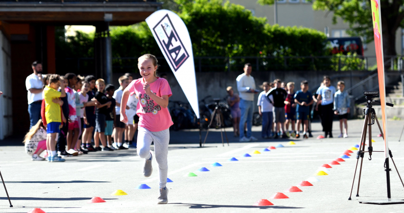 Impressionen von der Sprintcup-Vorrunde an der Astrid-Lindgren-Grundschule im Soester Süden. Foto: Bottin|Impressionen von der Sprintcup-Vorrunde an der Astrid-Lindgren-Grundschule im Soester Süden. Foto: Bottin|||