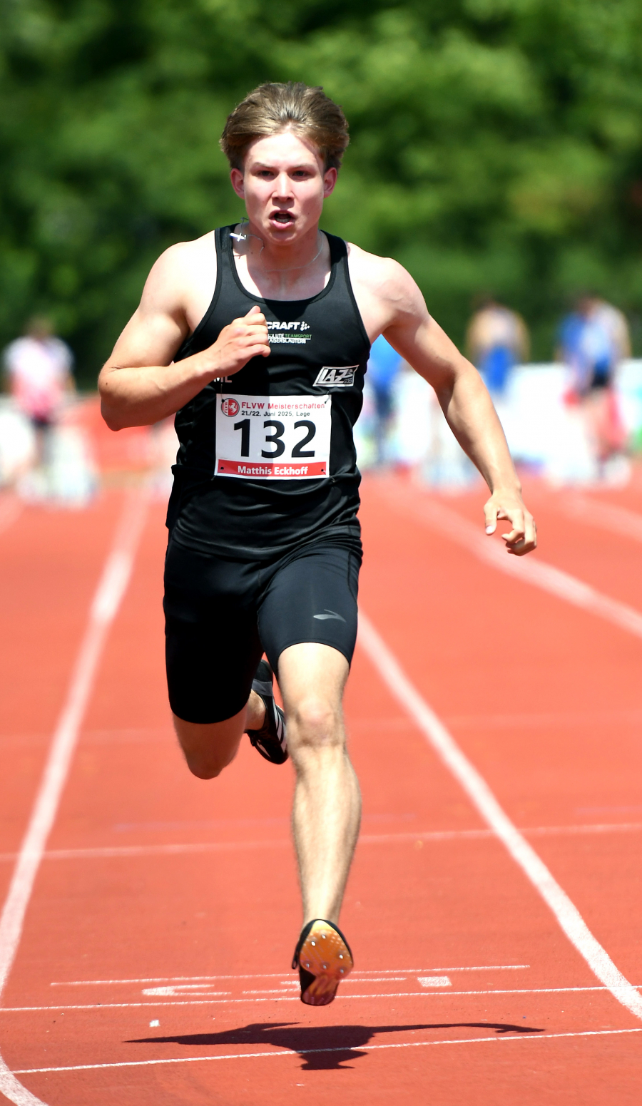Matthis Eckhoff (m. Jugend U18) vom LAZ Soest legte bei den Landesmeisterschaften in Lage die 100 Meter in 11,83 Sekunden und die 200 Meter in 23,94 Sekunden zur&uuml;ck. Foto: Bottin