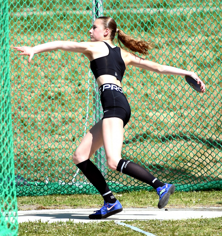 Favoritensieg: W15-Sportlerin Nia Ferige vom LAZ Soest holte sich mit einem deutlichen Vorsprung vor der Konkurrenz den Westfalentitel im Diskuswurf. Foto: Bottin