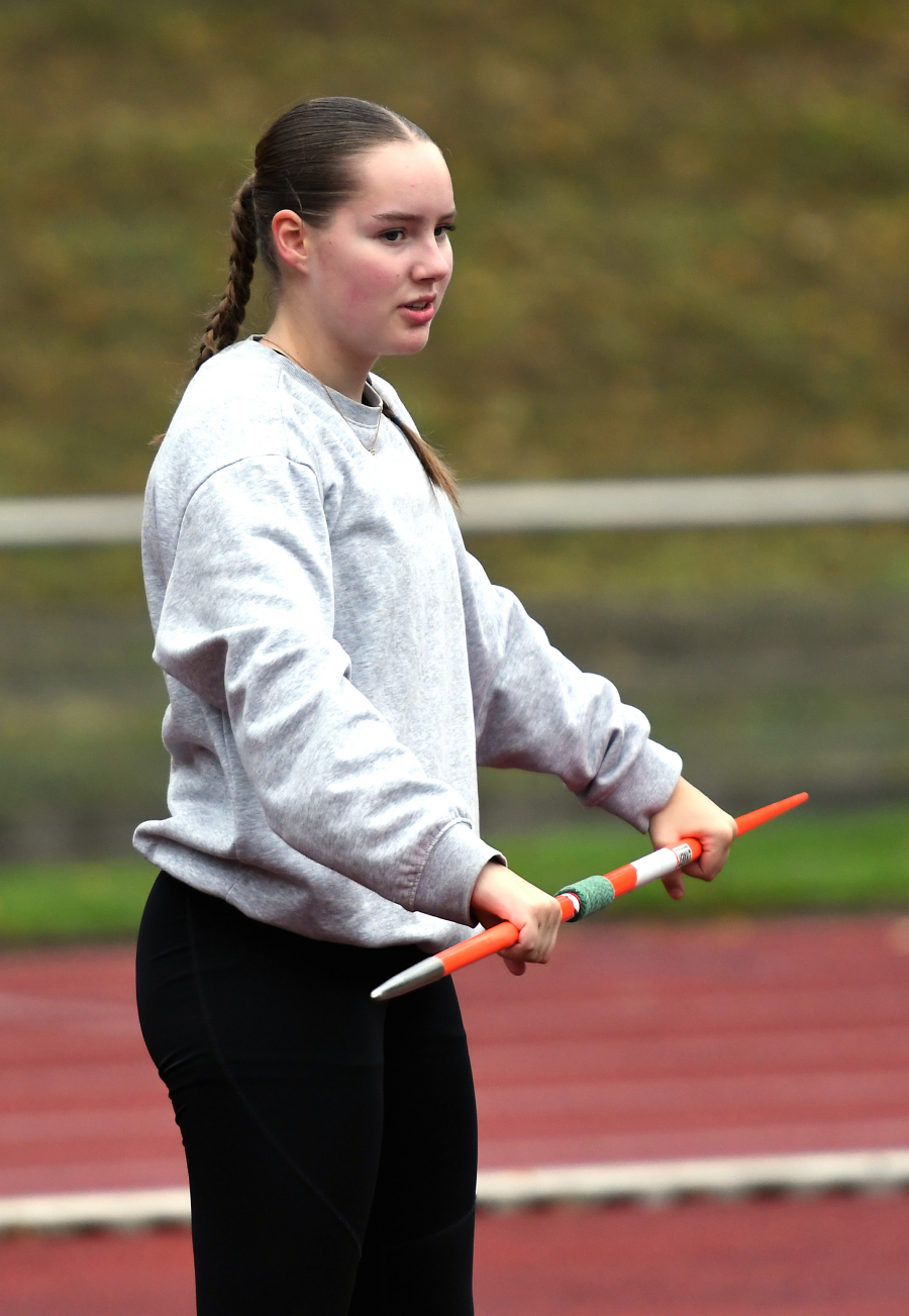 Sophie Martin (U18) verzeichnete mit genau 26,00 Metern eine neue persönliche Bestleistung im Speerwurf. Foto: Bottin