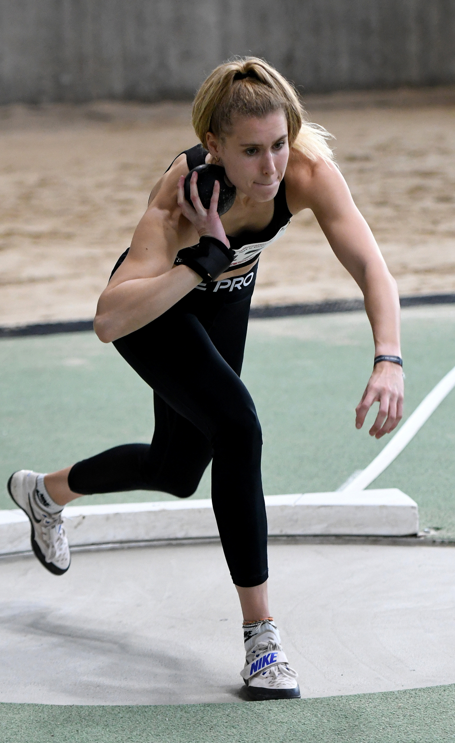 Die Deutsche Hallenmeisterin im Fünfkampf der Frauen, Laura Voß vom LAZ Soest, ist im Siebenkampf 2023 drittbeste Athletin Westfalens im Siebenkampf. Foto: Bottin