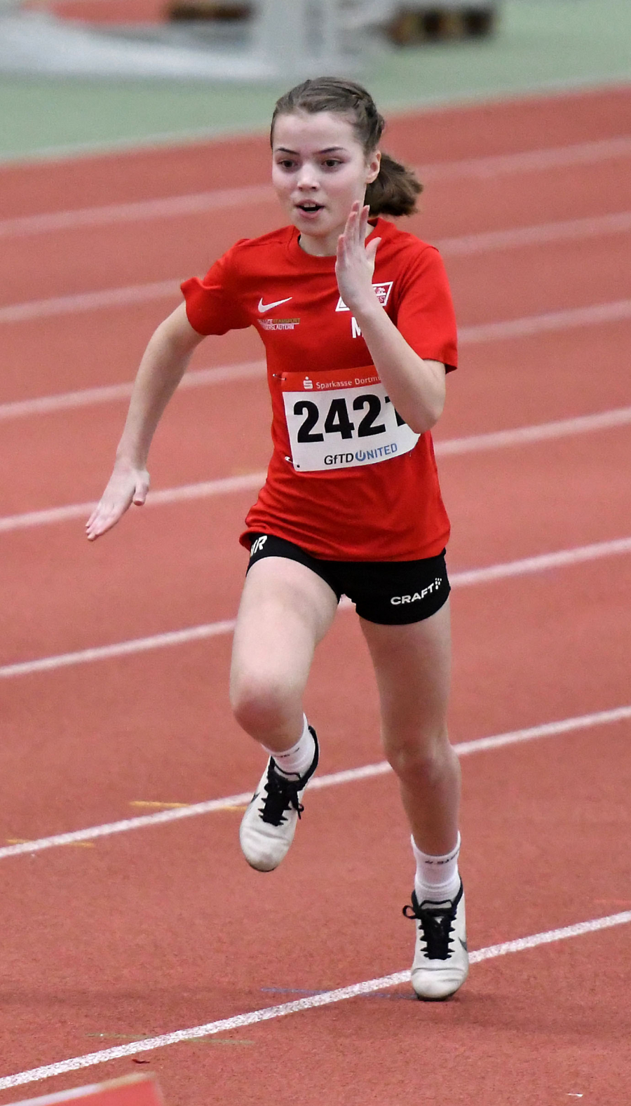 Marie Rustemeyer (W12) beim 60-Meter-Sprint. Foto: Bottin